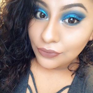 Meet your Posher, Maritza